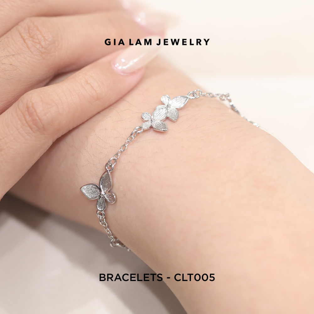 925 Sterling Silver Bracelet, Wearing on Hand