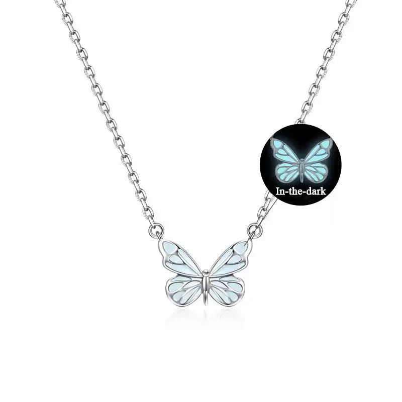 Pendant Necklace Butterfly, In the Dark